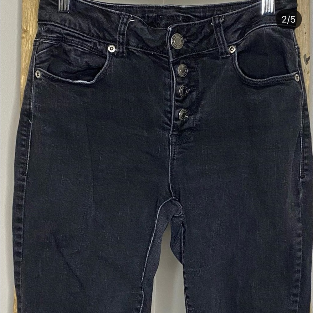 Skinny Jean - Picture 2 of 5